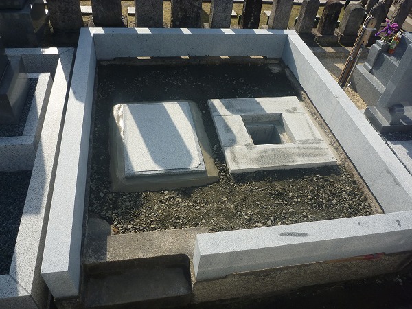 愛知県一宮市地域墓地でお墓の外柵基礎石工事