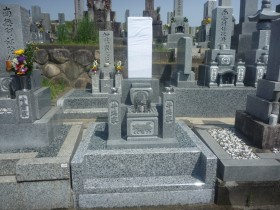 唐原石のお墓建立