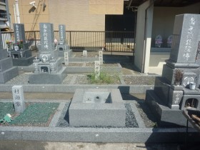 岐阜市長良桜霊園で四ツ石工事をしました