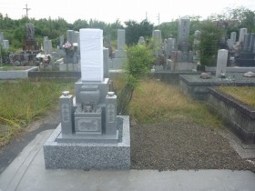 瑞穂市美江寺墓地で二段型のお墓建立しました