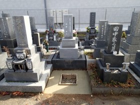 笠松町営墓地でお墓建立工事開始