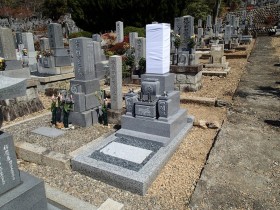 岐阜市市営上加納墓地ね地区でお墓建立しました