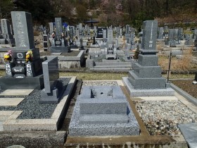 各務原市　瞑想の森 市営墓地でお墓の四ツ石工事をしました