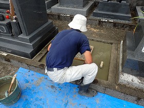 小手で押さえて、仕上げます