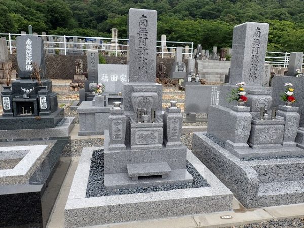 目地を仕上げでお墓建立工事完了