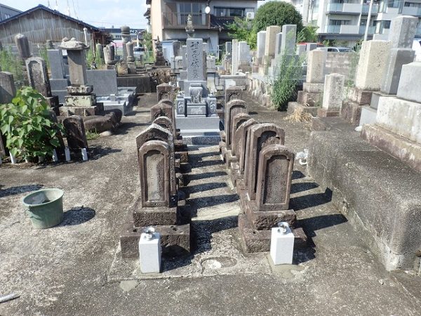 花立てを設置