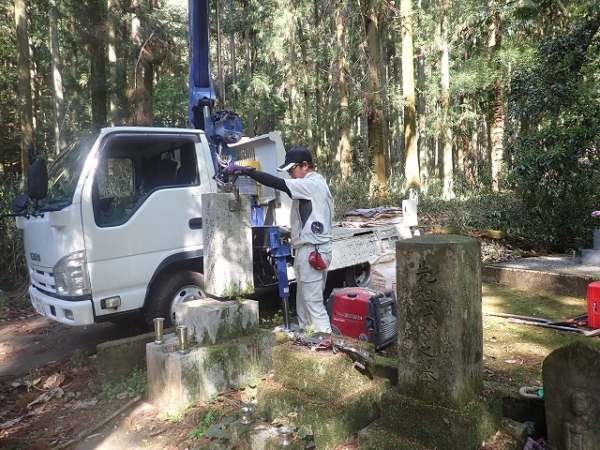 トラッククレーンで回収