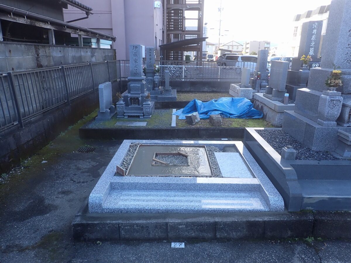 外柵基礎石工事の完了