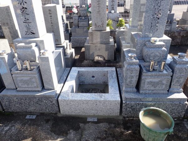 外柵基礎石工事の完了