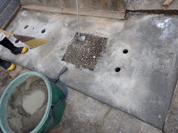 モルタル接着剤