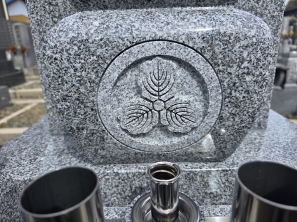 白ペンキを入れなくてみ綺麗に見える家紋