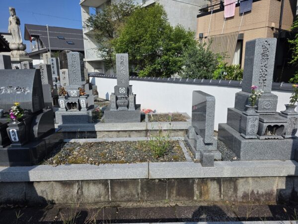 岐阜市東島島田霊苑の墓石建立前の墓所
