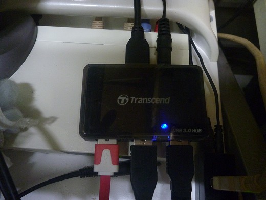 Transcend USB3.0のハブ